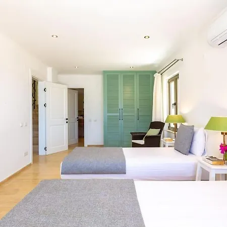 וילה Korsan- 8 Bedroom With Private Pool And Sea View קס