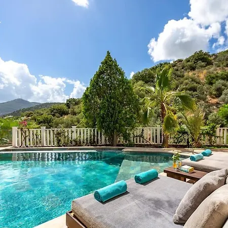 Korsan- 8 Bedroom With Private Pool And Sea View וילה *