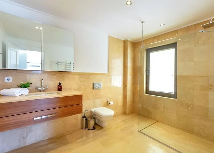 Korsan- 8 Bedroom With Private Pool And Sea View 빌라 *