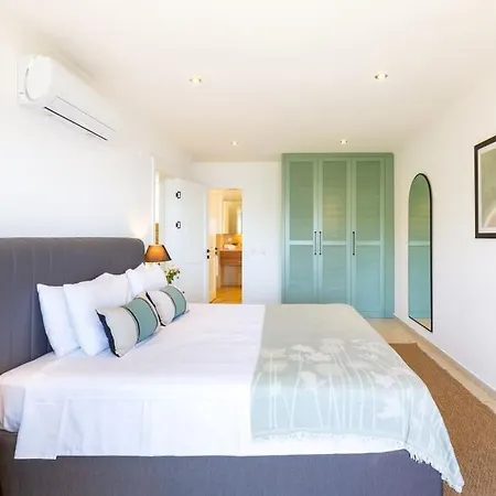 Villa Korsan- 8 Bedroom With Private Pool And Sea View *