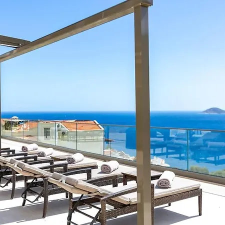 Korsan- 8 Bedroom With Private Pool And Sea View