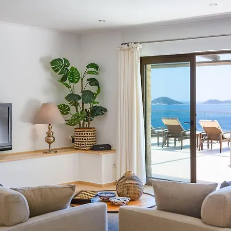 Korsan- 8 Bedroom With Private Pool And Sea View Villa