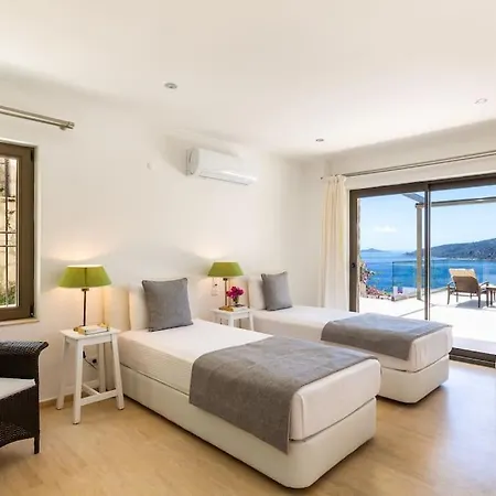 Villa Korsan- 8 Bedroom With Private Pool And Sea View