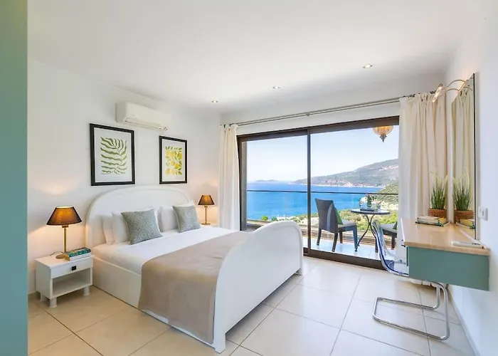 فيلة Korsan- 8 Bedroom With Private Pool And Sea View