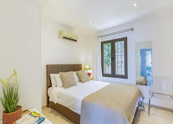Korsan- 8 Bedroom With Private Pool And Sea View فيلة كاس